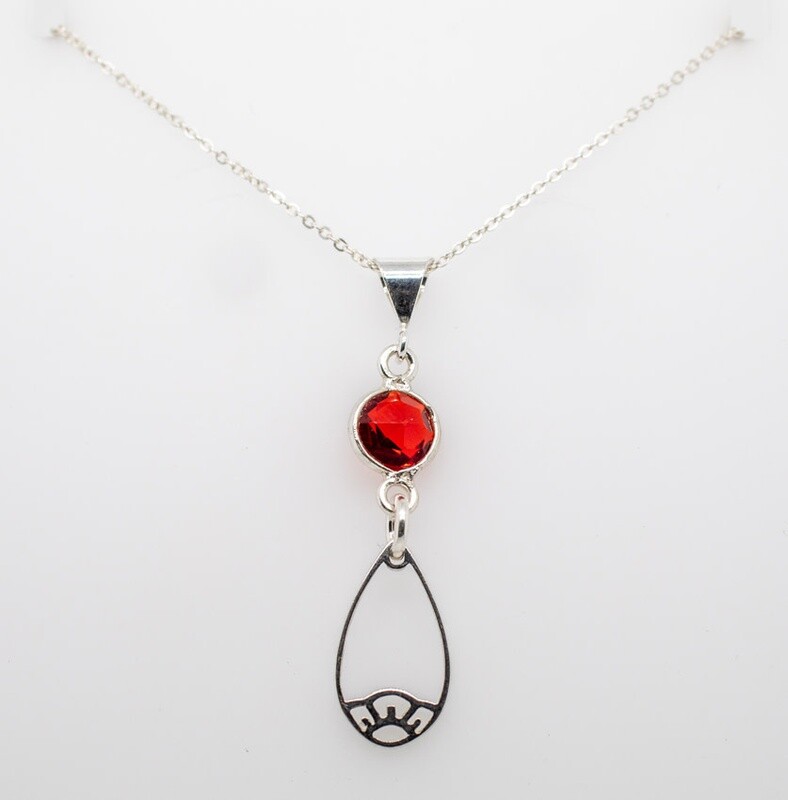 STERLING SILVER GARNET FLOWER NECKLACE