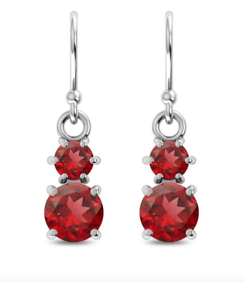 SILVER FACETED OVAL &amp; ROUND GARNET EARRINGS