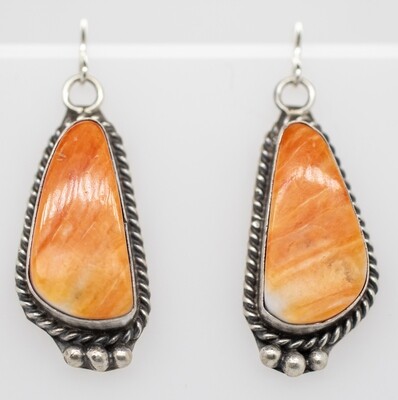 SILVER SPINY OYSTER EARRINGS - NAVAJO - JUDITH DIXON