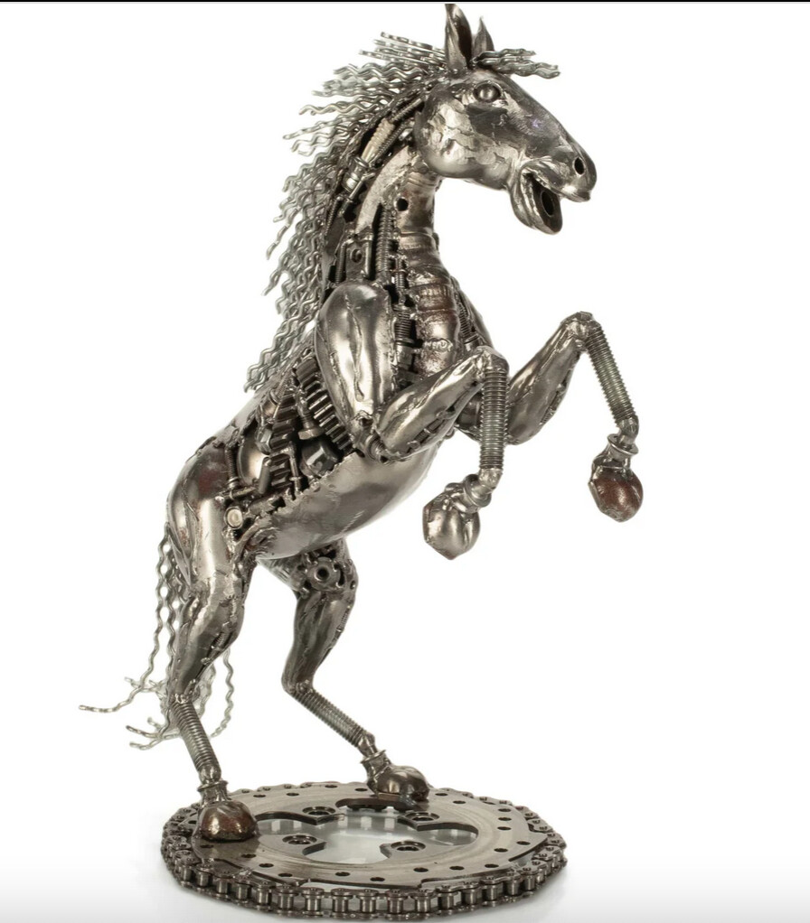 GALLOPING HORSE