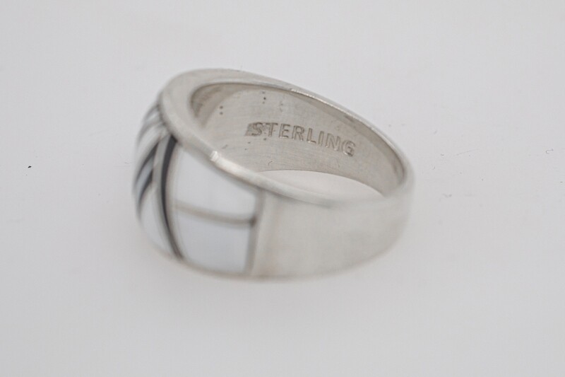 SILVER INLAY QUARTZ &amp; JET RING - NAVAJO - KAREN SKEET - SIZE 10