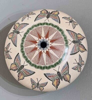 MATA ORTIZ BUTTERFLIES-OSCAR RAMAREZ-4.5&quot; x 7&quot;