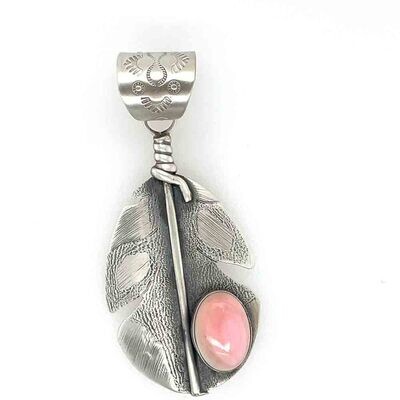 SILVER PINK CONCH FEATHER PENDANT - NAVAJO - N N