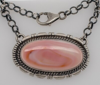 SILVER PINK CONCH NECKLACE - NAVAJO - THOMAS FRANCISCO
