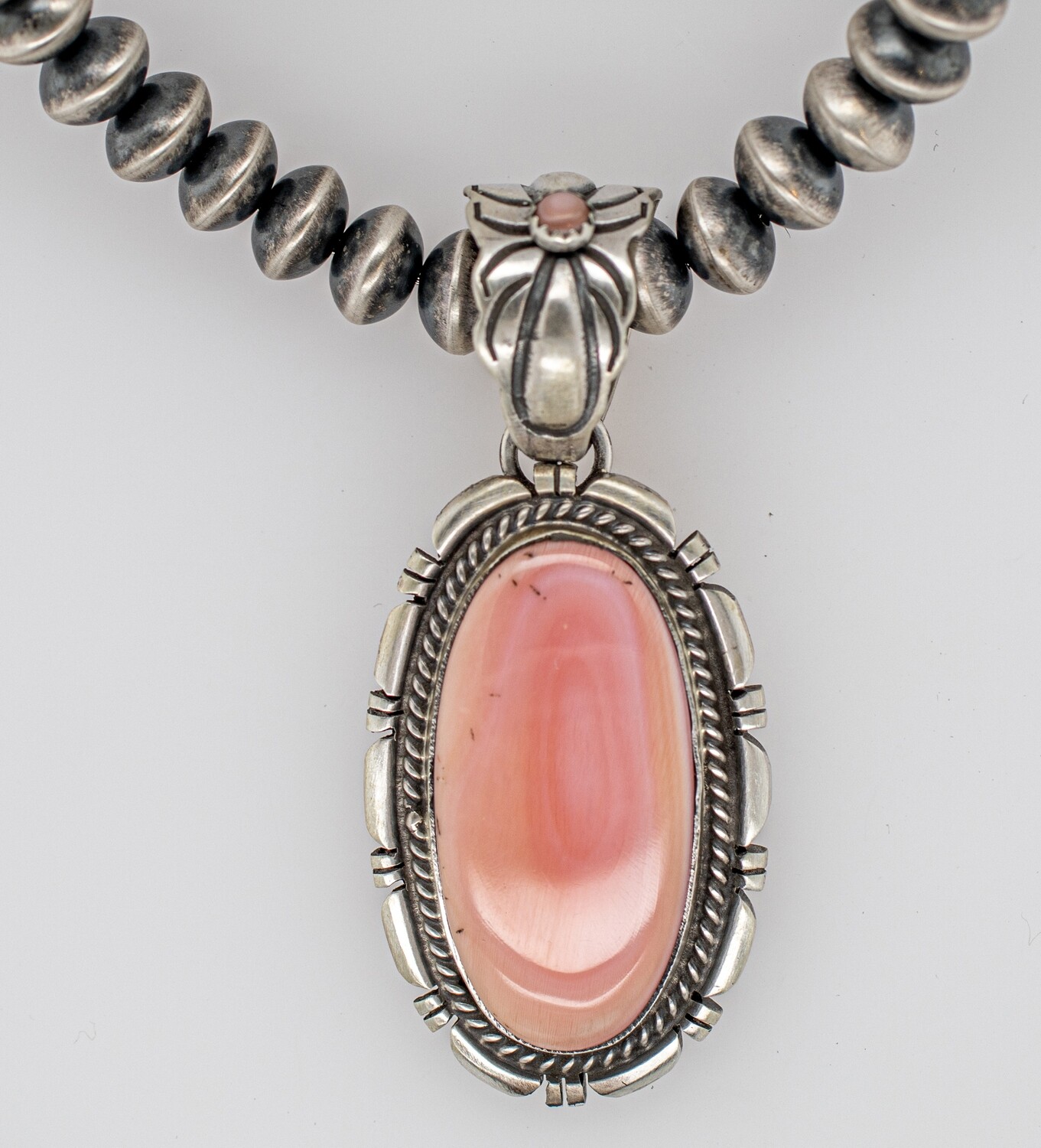 SILVER PINK CONCH OVAL PENDANT - NAVAJO - THOMAS FRANCISCO