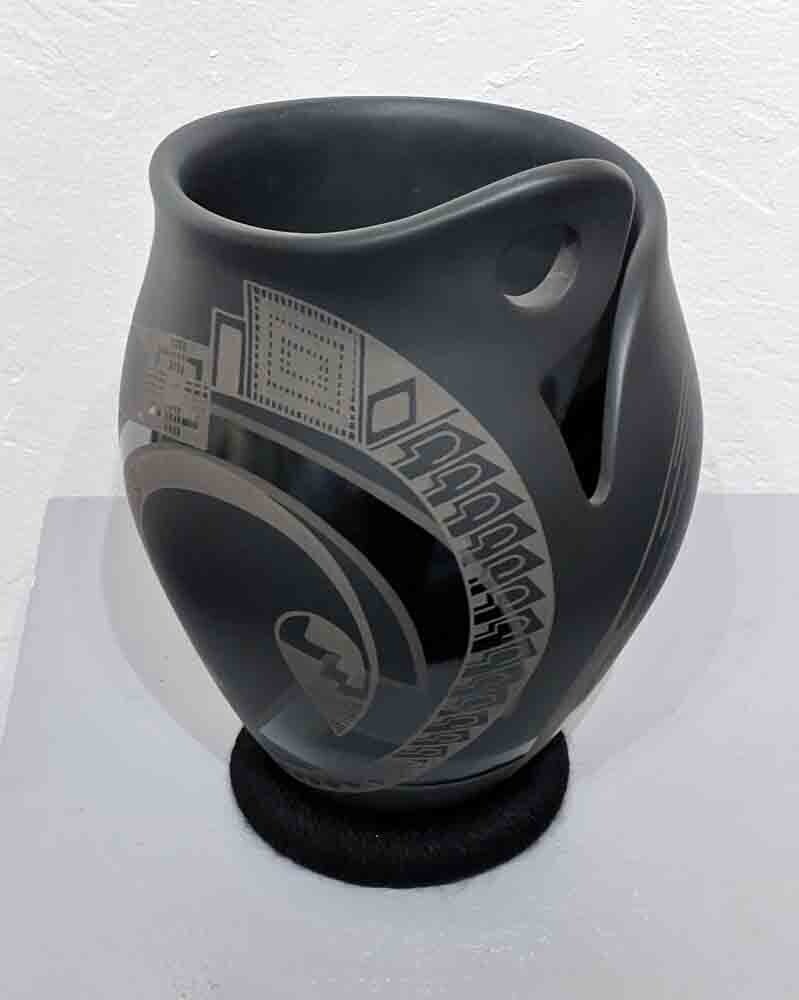 MATA ORTIZ BLACK CUT-OUT VASE-LYDIA QUEZADA CELADA-10.5&quot; x 6.5&quot;