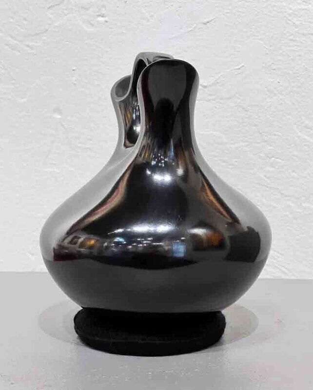 MATA ORTIZ GRAPHITE WEDDING VASE-MARTIN OLIVAS-6.5" x 6"