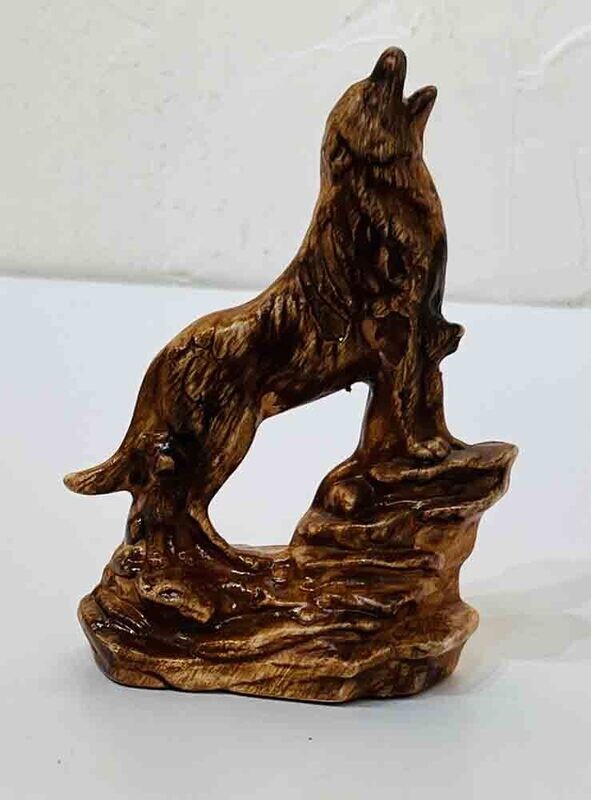 &quot;MINI HOWLING WOLF&quot; Petroglyph Pottery 5x3.5