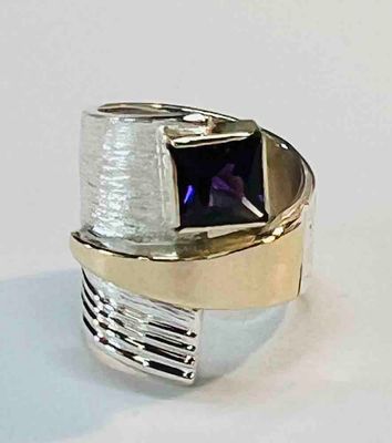 SILVER/GOLD AMETHYST WRAP RING - SIZE 7