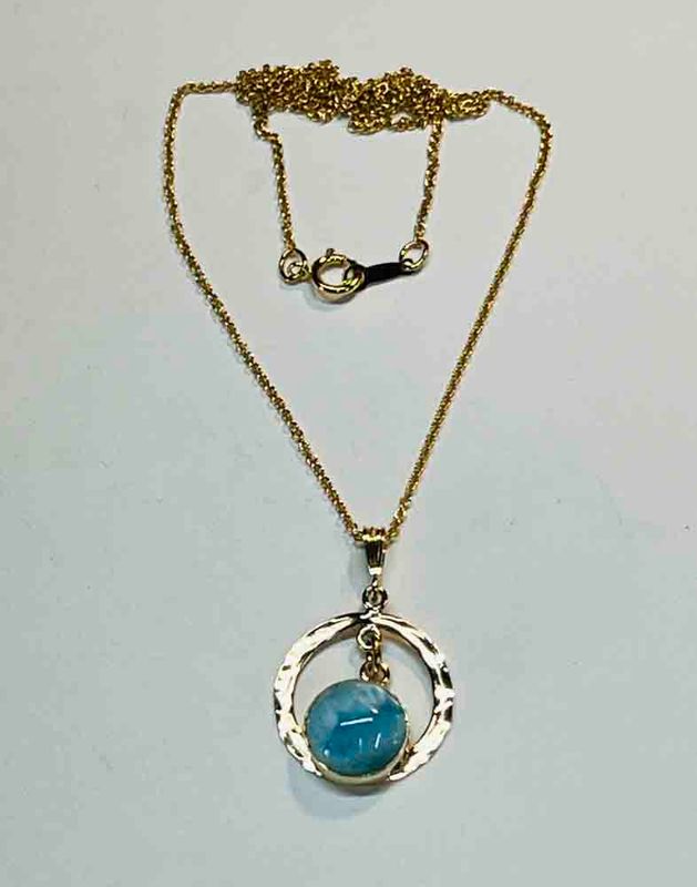 YELLOW GOLD-FILLED HAMMERED DISC LARIMAR NECKLACE