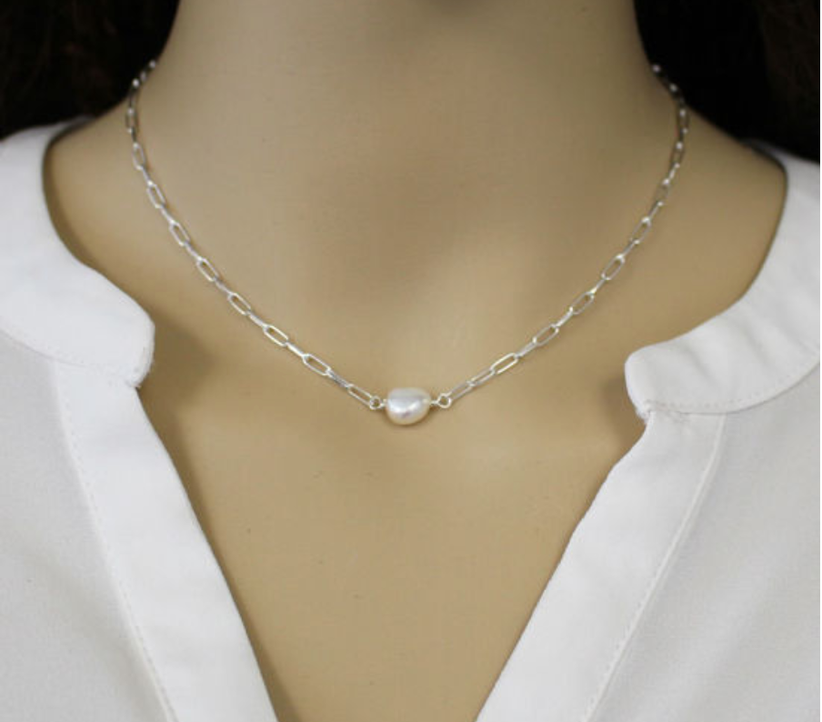 SILVER PEARL NECKLACE