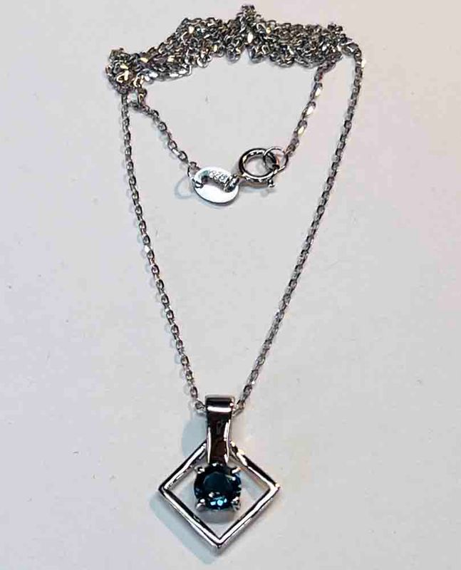 SILVER TOPAZ ROUND W/SIDEWAYS SQUARE NECKLACE - 18