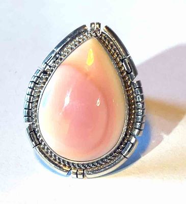 SILVER PINK CONCH TEARDROP RING NAVAJO-DAVID SKEETS-8.5