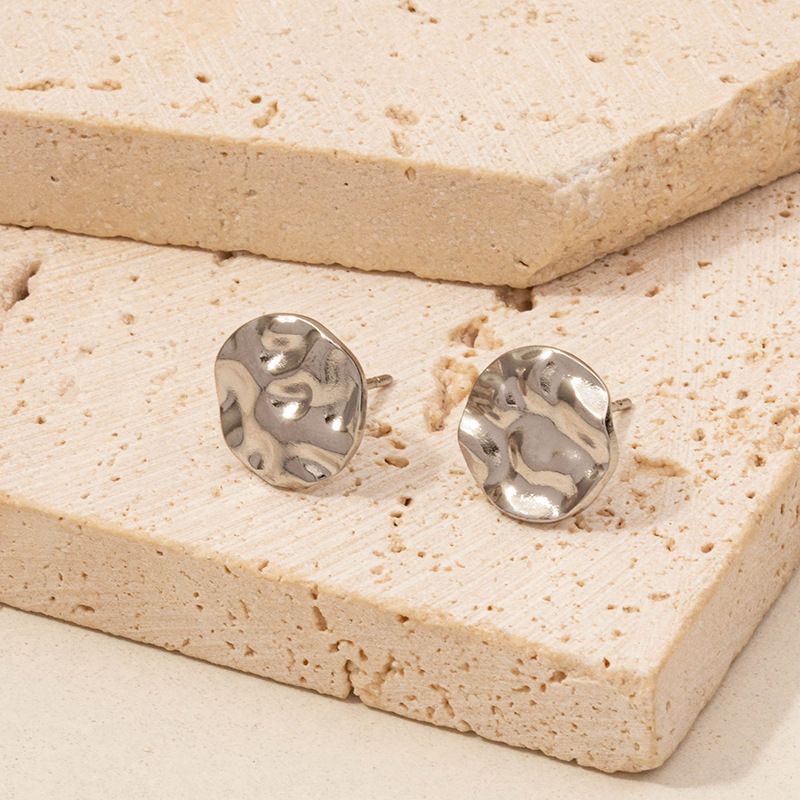STAINLESS HAMMERED ROUND STUD EARRINGS FJE229