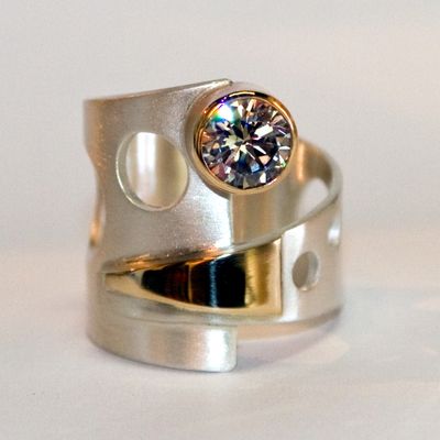Extreme Rings
