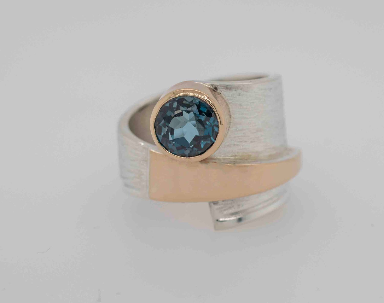 SILVER/14K TOPAZ WRAP RING - 6.5