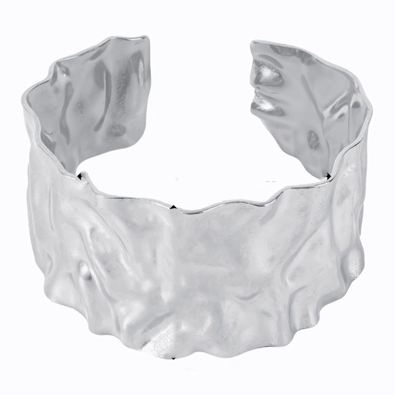 STAINLESS HAMMERED CUFF BRACELET FJC51