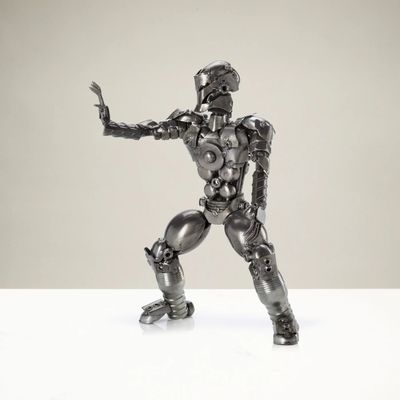 IRON MAN