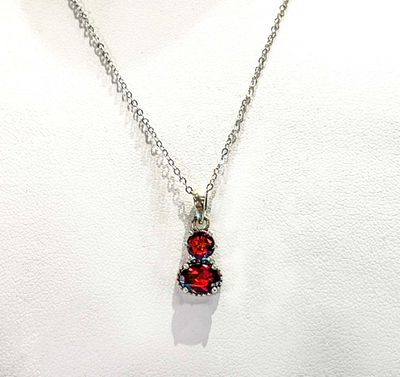 SILVER FACETED ROUND &amp; OVAL GARNET NECKLACE