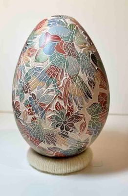 MATA ORTIZ COLORFUL ETCHED VASE - 5.5X4