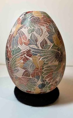 MATA ORTIZ COLORFUL ETCHED VASE - 5.5X4