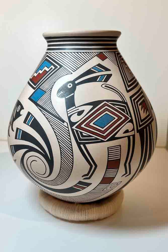 MATA ORTIZ BROWN, RED &amp; BLUE MOTIFS - JORGE QUINTANA - 7.5X5