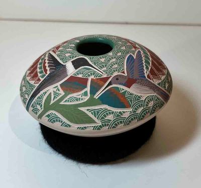 MATA ORTIZ ETCHED COLORFUL HUMMINGBIRDS - 3 X 4.5