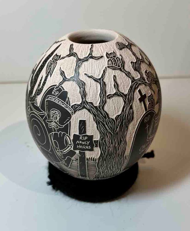 MATA ORTIZ ETCHED DAY OF THE DEAD - HILWUI QUEZADA JR. - 5.5 X 4