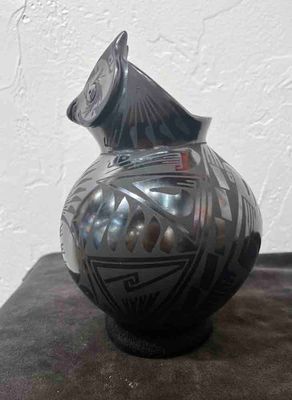 MATA ORTIZ BLACK &amp; GRAPHITE OWL VASE 7&quot; x 6&quot;