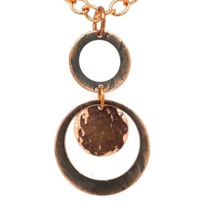 COPPER ROLLED &amp; HAMMERED ROUND DISCS NECKLACE