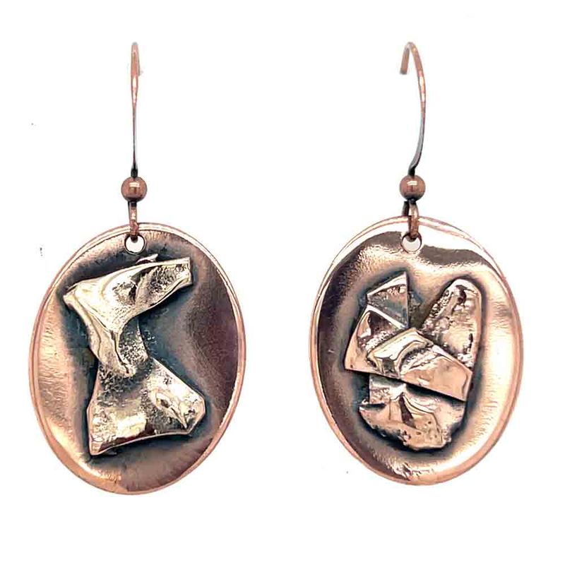 MIXED METALS OVERLAY OVAL EARRINGS MIXED METALS OVERLAY OVAL EARRINGS