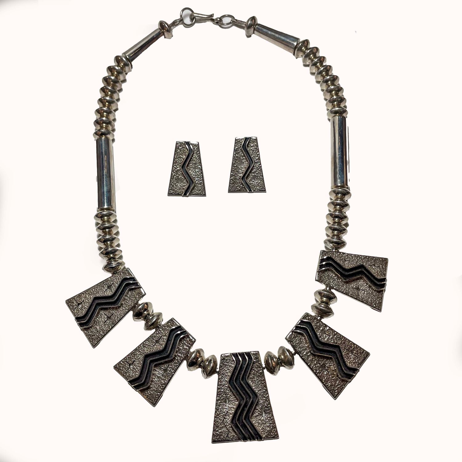 SILVER SET NAVAJO - MELVIN THOMPSON
