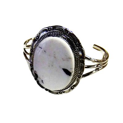 SILVER WHITE BUFFALO CUFF BRACELET NAVAJO-TOM LEWIS