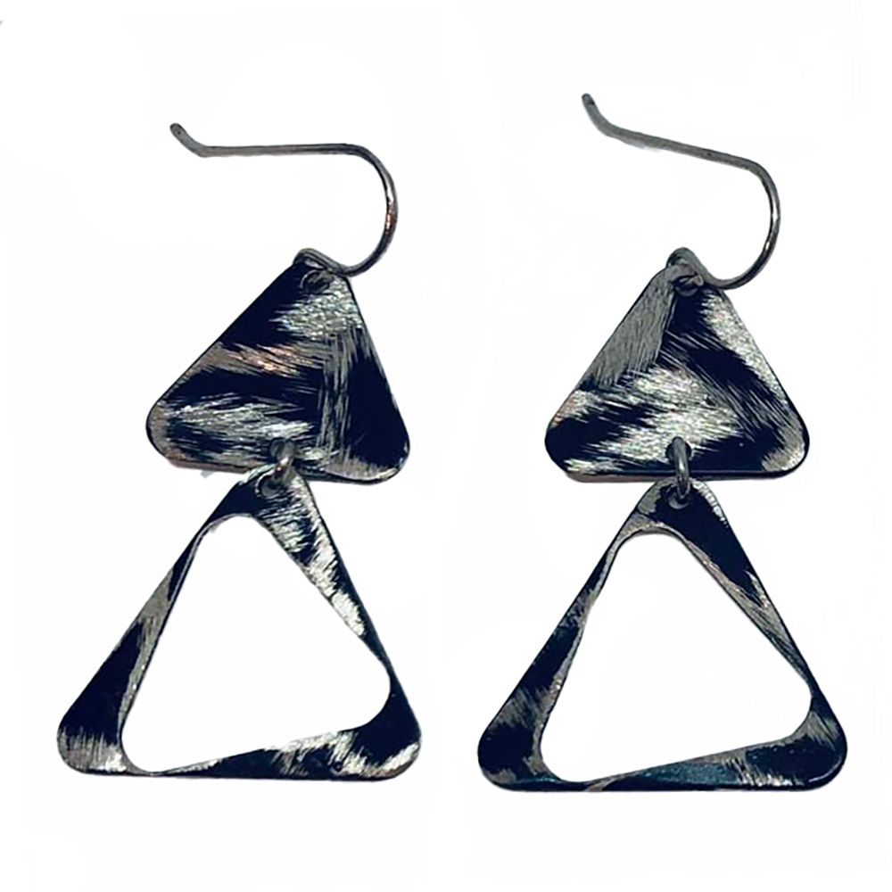SILVER OXIDIZED &amp; TEXTURED TRIANGLE EARRINGS