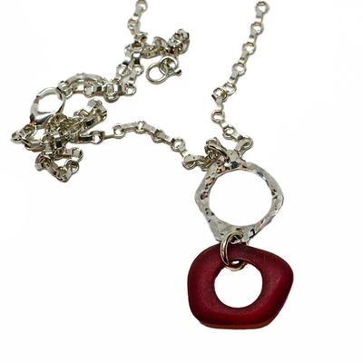 SILVER TEXTURED CUT-OUT &amp; SEA GLASS RED NECKLACE