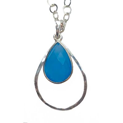 SILVER HAMMERED &amp; TEARDROP CHALCEDONY NECKLACE
