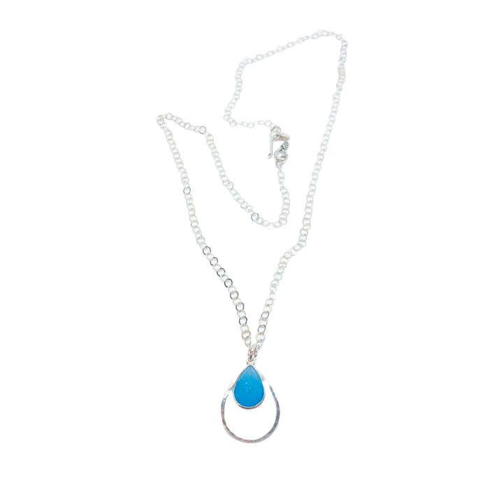 SILVER HAMMERED &amp; TEARDROP CHALCEDONY NECKLACE