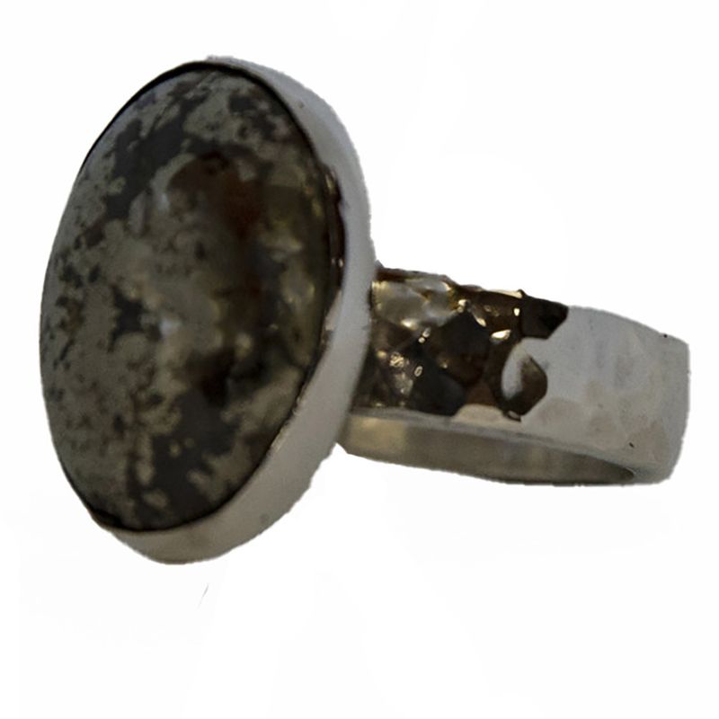 SILVER HAMMERED 17X13MM PYRITE RING