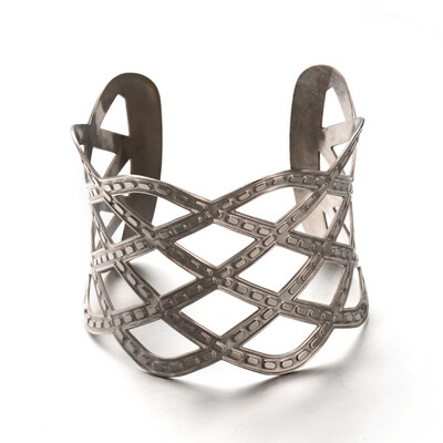 SILVER STAINLESS BRUSHED CUT-OUT CUFF BRACELET FJCSM SILVER STAINLESS BRUSHED CUT-OUT CUFF BRACELET FJCSM