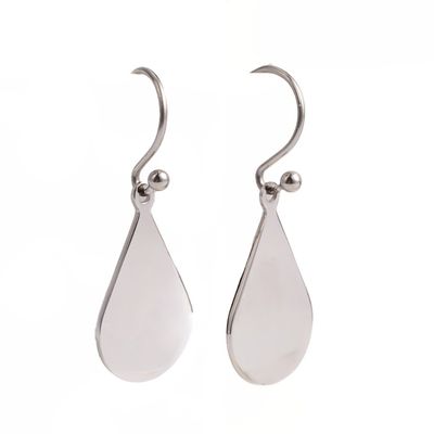 SILVER STAINLESS TEARDROP EARRING SILVER STAINLESS TEARDROP EARRING