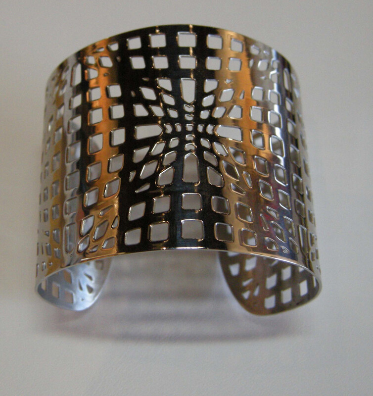 SILVER STAINLESS SPIDERWEB CUFF BRACELET FJCSP