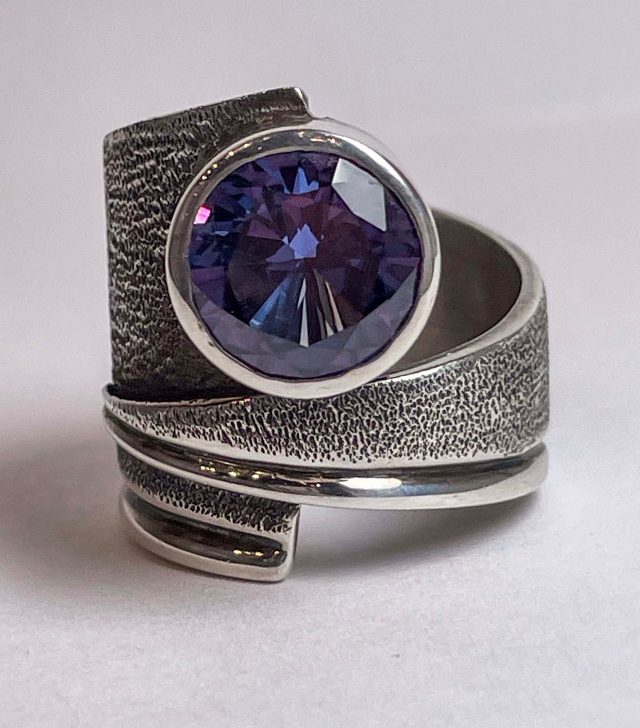 SS W/10MM  AMETHYST CZ