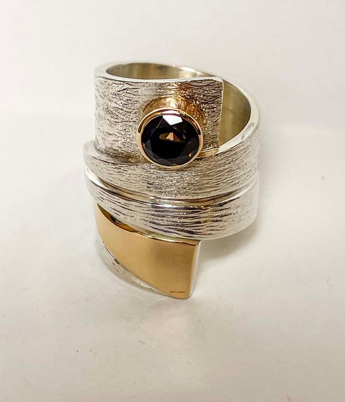 **STERLING/GOLD TOPAZ WRAP RING-5.5