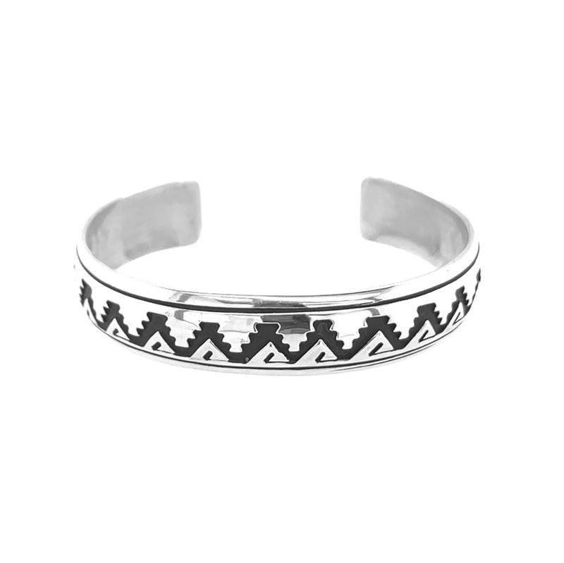 SILVER TEXTURED CUFF BRACELET NAVAJO - T&amp;R SINGER