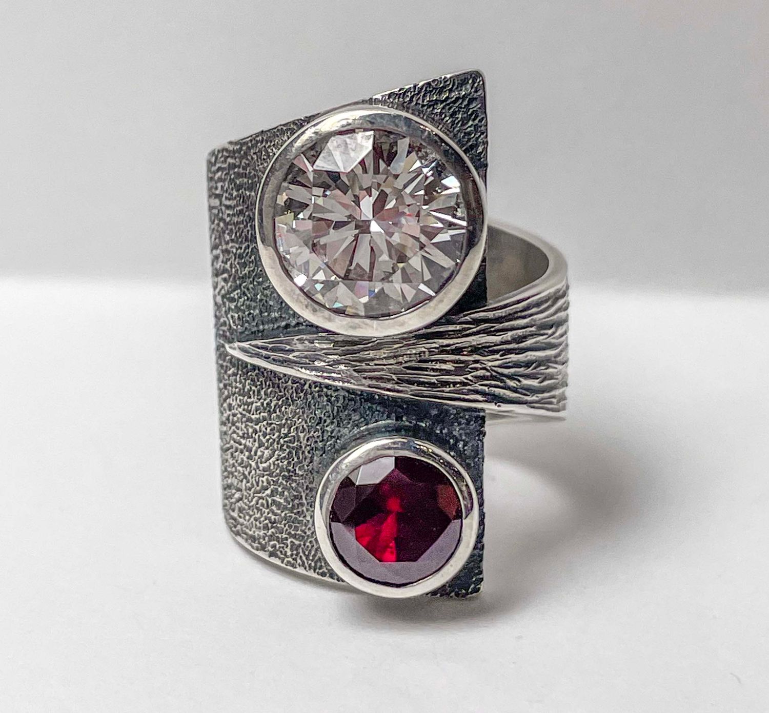 SILVER OXIDIZED CZ &amp; GARNET WRAP RING