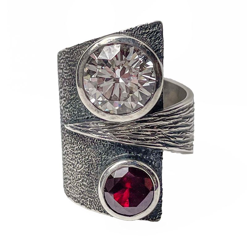 SILVER OXIDIZED CZ &amp; GARNET WRAP RING