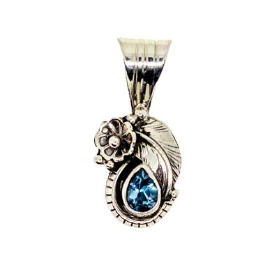 SILVER PENDANT NAVAJO -  KARMA HARVEY
