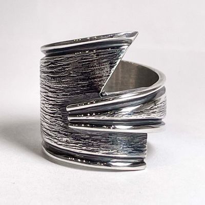SS RING