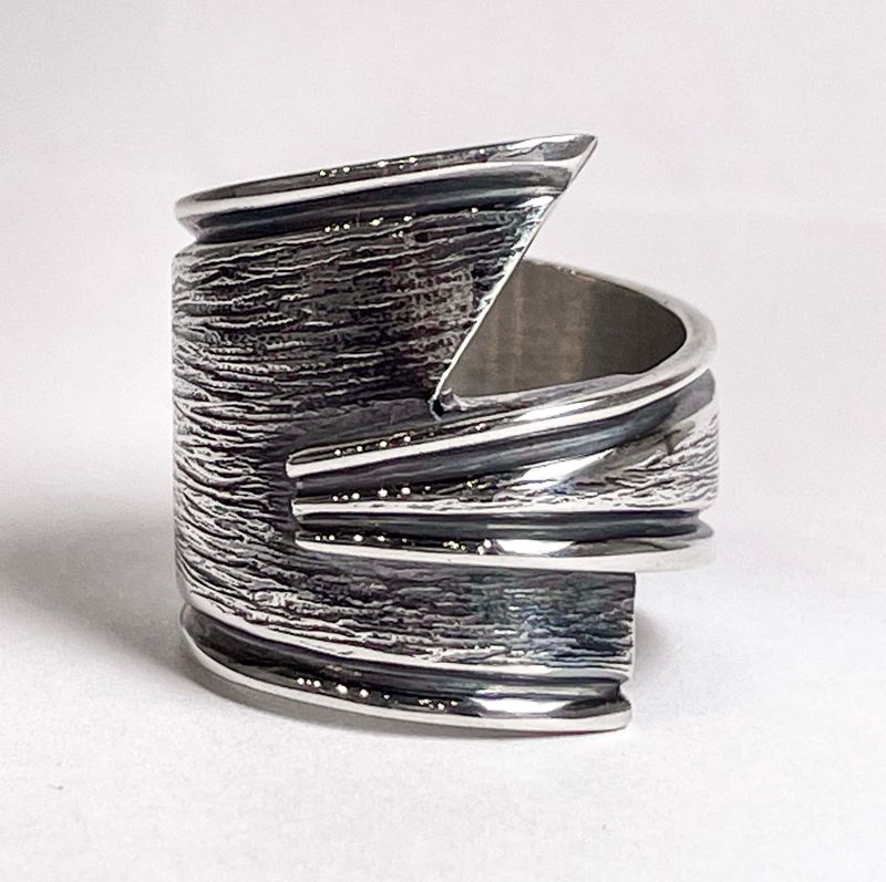 SS RING