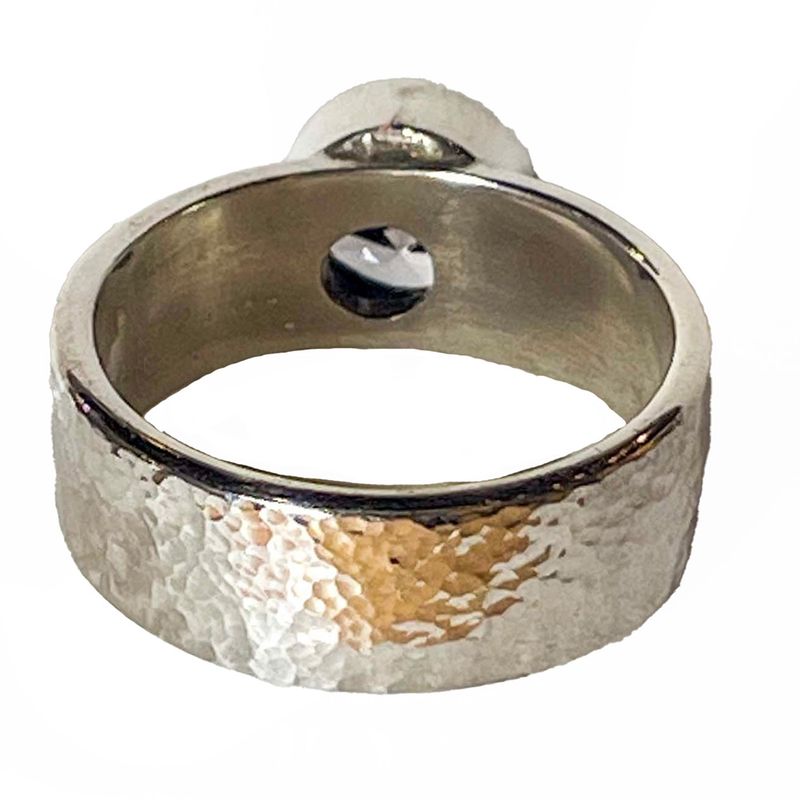 SILVER HAMMERED CZ RING